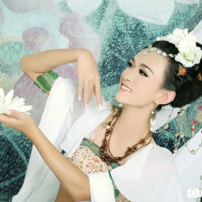 千娇百媚——并不是女子的专属形容词