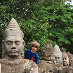 神秘多色的柬埔寨