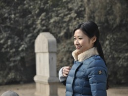 兴庆宫----勤政楼遗址前的美女