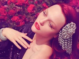 女摄影师卡米拉-艾克伦斯镜头下的性感超模