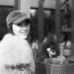 拍我们的美女工作人员