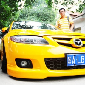 赛车针锋，激情上演~~