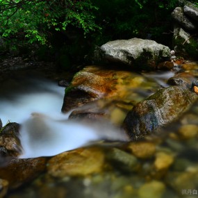 寂谷幽泉！