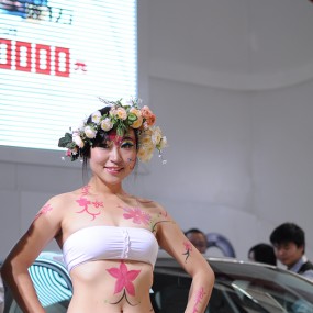 9.30车展彩绘模特