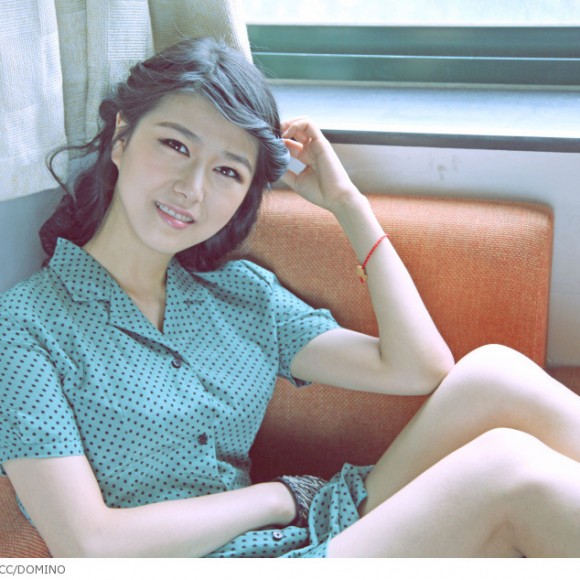 学意大利语的高个子姑娘