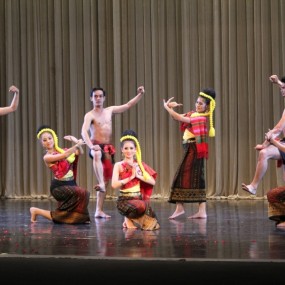 泰国风情节表演