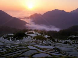 【人民摄影报光与影艺术中心】对不起，我认识了一个“假”的浙江····