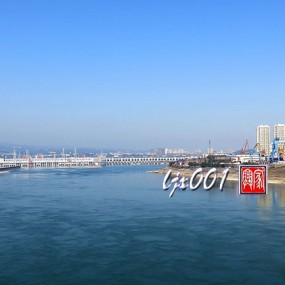 大年初一，在庙嘴长江大桥桥面中部看葛洲坝大坝美景【湖北 宜昌】