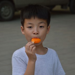 菜鸟第一次发帖··请大师多指点！