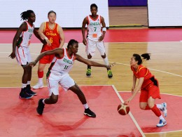 中塞女篮对抗赛掠影